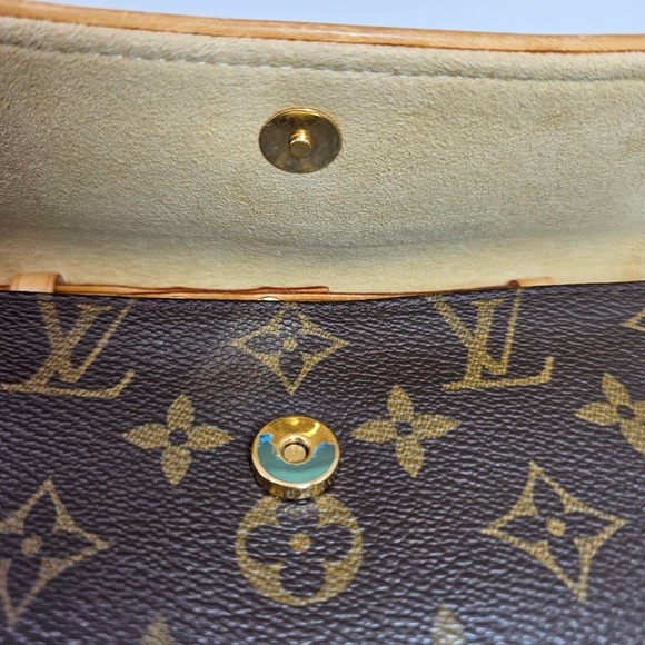 Preloved Louis Vuitton Vintage Monogram Canvas Pochette Twin PM Shoulder Bag - Picture 10 of 12